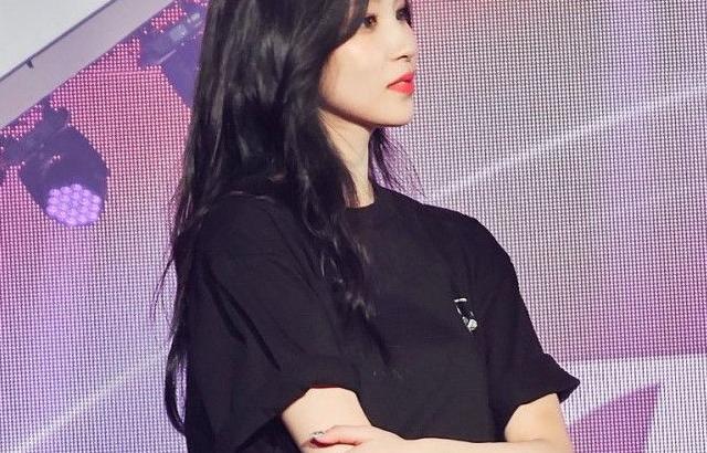 TWICE Mina