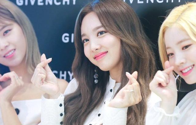 트와이스 나연