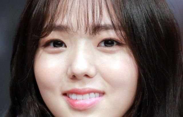 채수빈
