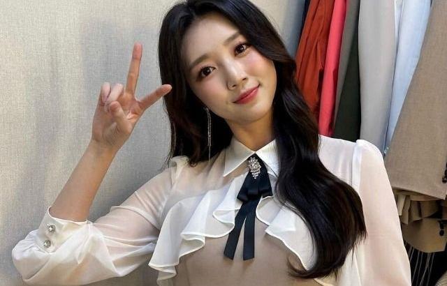 이현경 아나운서