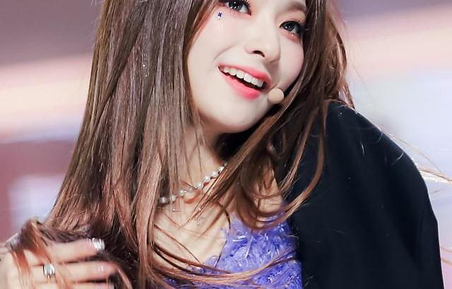 프로미스나인 이나경
