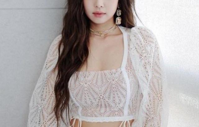 블랙핑크 제니 레이스 시스루