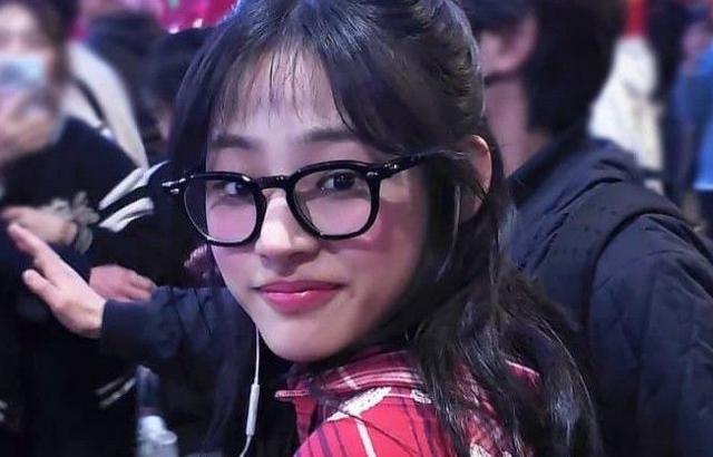 민지