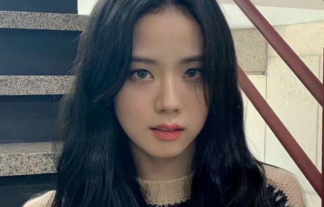 BLACKPINK JISOO