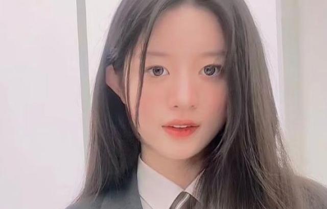 ILLIT MINJU