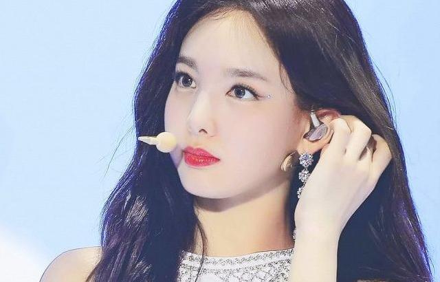 트와이스 나연