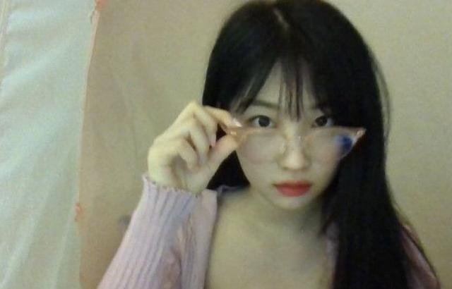 EVERGLOW 김시현
