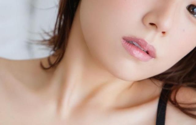 시노자키愛.