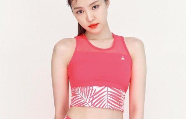 손나은