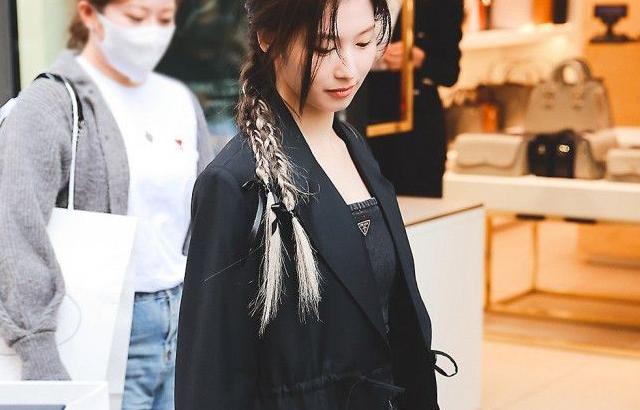 트와이스 사나