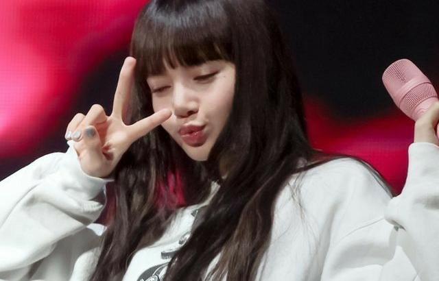 BLACKPINK LISA