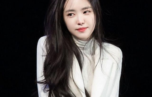 손나은