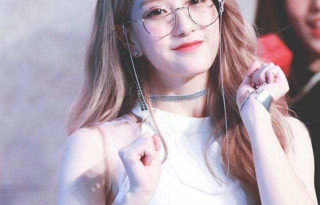 FROMIS9 Lee Seo Yeon