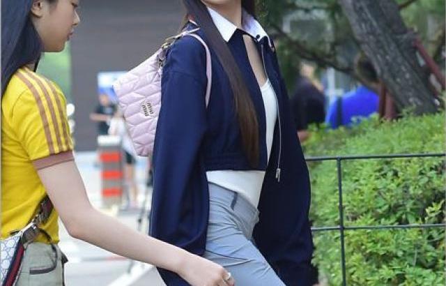 NEW JEANS  HYEIN