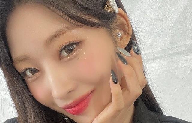 EVERGLOW SIHYEON