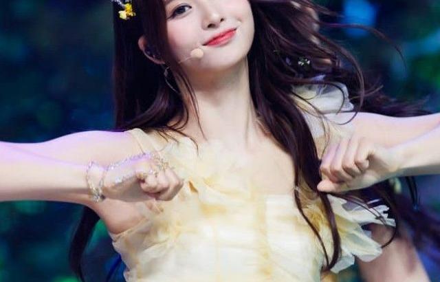 설윤
