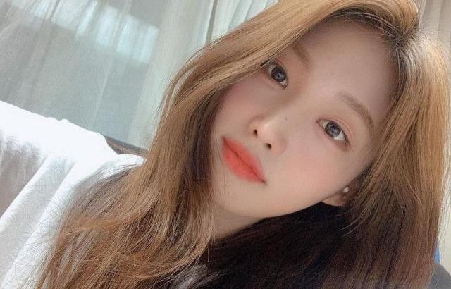 EVERGLOW Sihyeon