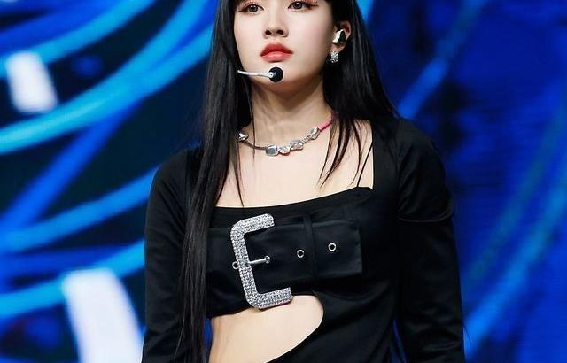 스테이씨 윤