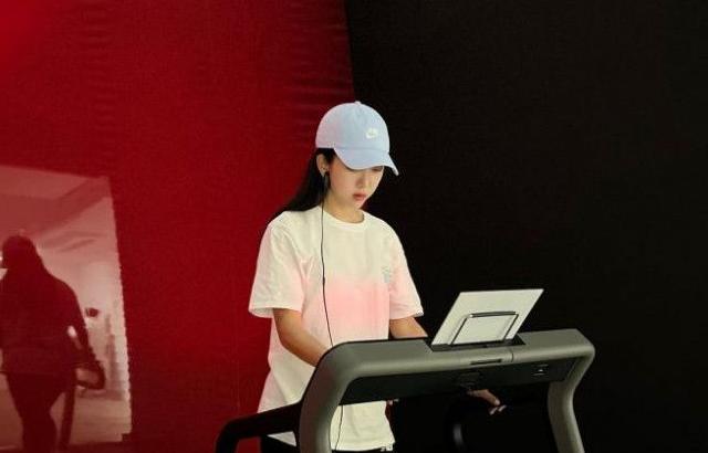 오요안나 기상캐스터