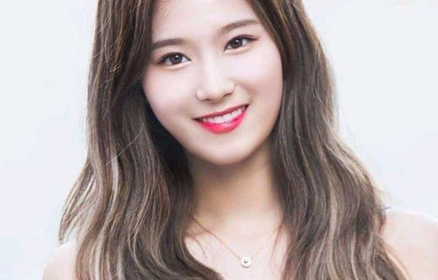 트와이스 사나
