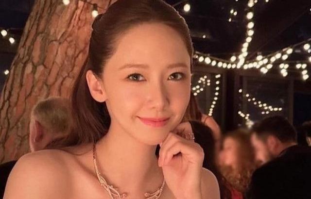 윤아