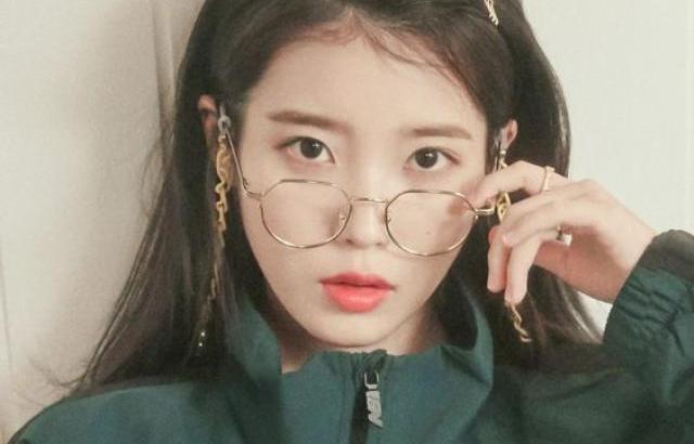 아이유 포토.