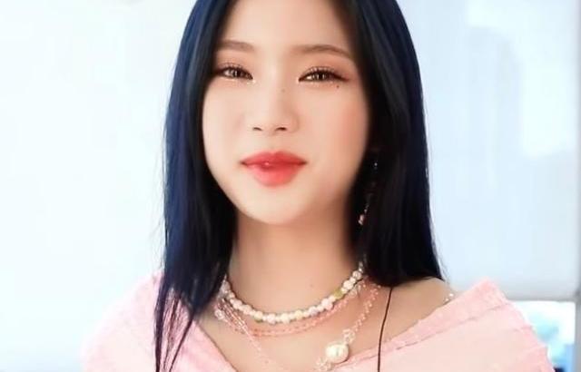 PURPLE KISS LEE CHAEYOUNG