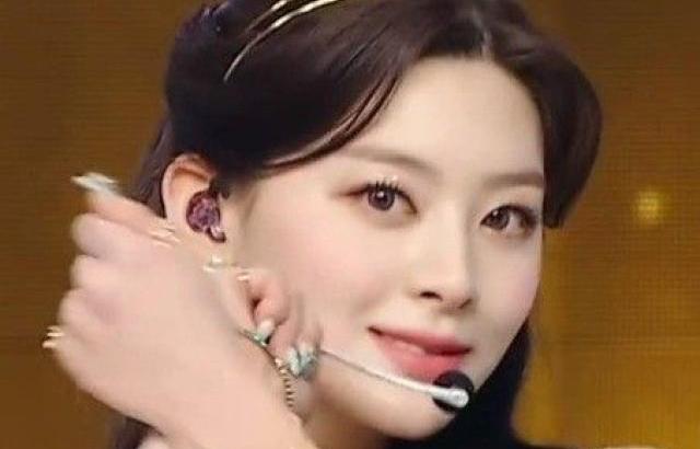 STAYC Seeun