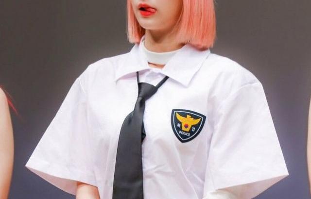 일요일 오전의 이나경
