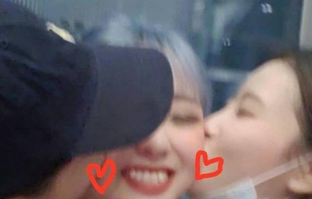 볼뽀뽀 수정이