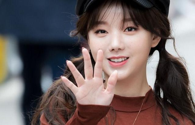 시스루 출근 케이