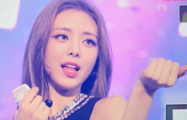 ITZY YUNA