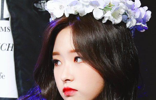 화관 쓴 이달의소녀 올리비아혜