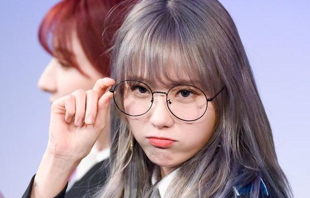 안경낀 루다 한컷