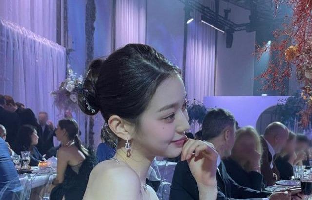 파리에서 비주얼 아이브 영