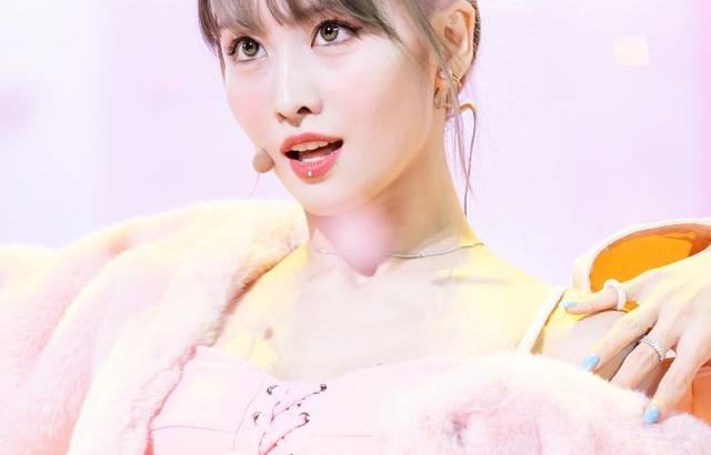 TWICE 모모