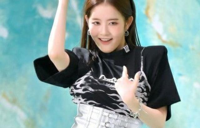 STAYC SIEUN