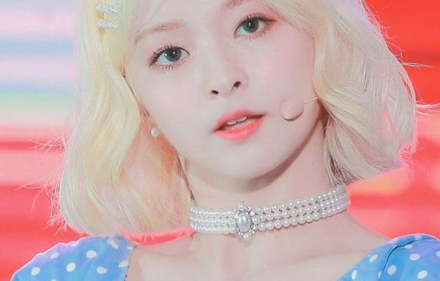 대충 그냥 예쁜 이나경
