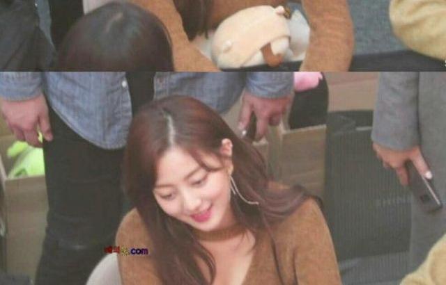 트와이스 지효 볼륨감 ㅗㅜㅑ