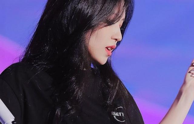 TWICE Mina