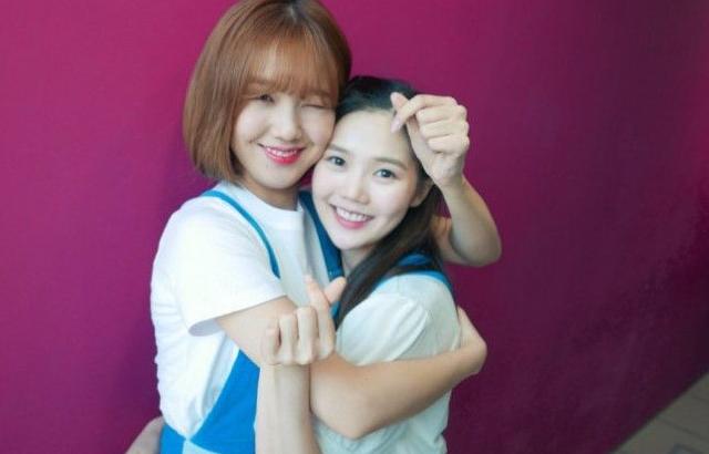 오마이걸 트위터 사진