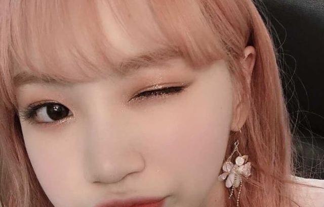 LE SSERAFIM 채원