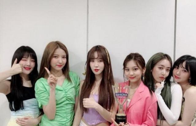 쇼챔 여자친구