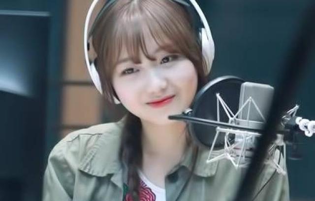 아리아나 동그란데