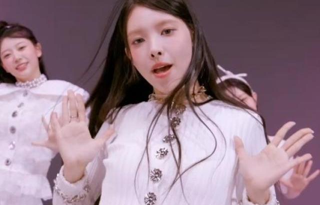 NMIXX jiwoo