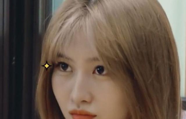 TWICE 모모