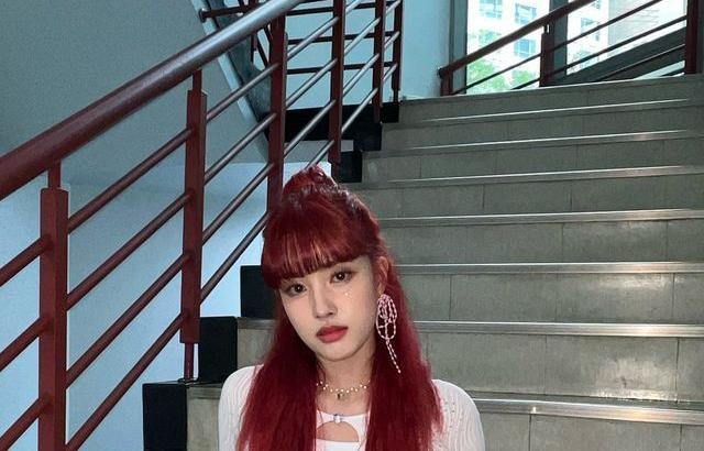 STAYC 윤