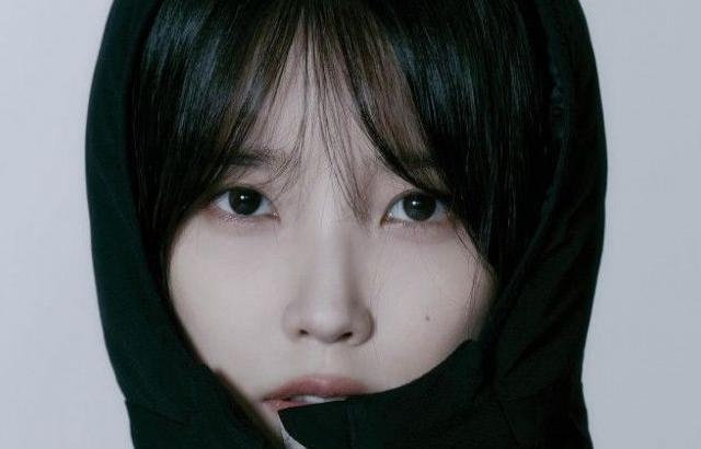 아이유 블랙야크