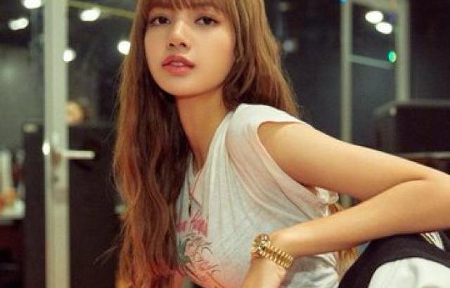 BLACKPINK LISA