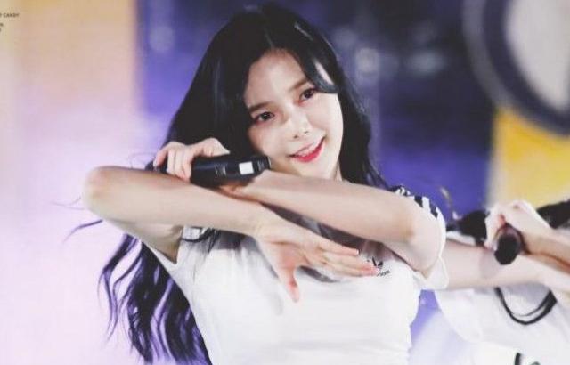리더 효정 생일 기념 업로드
